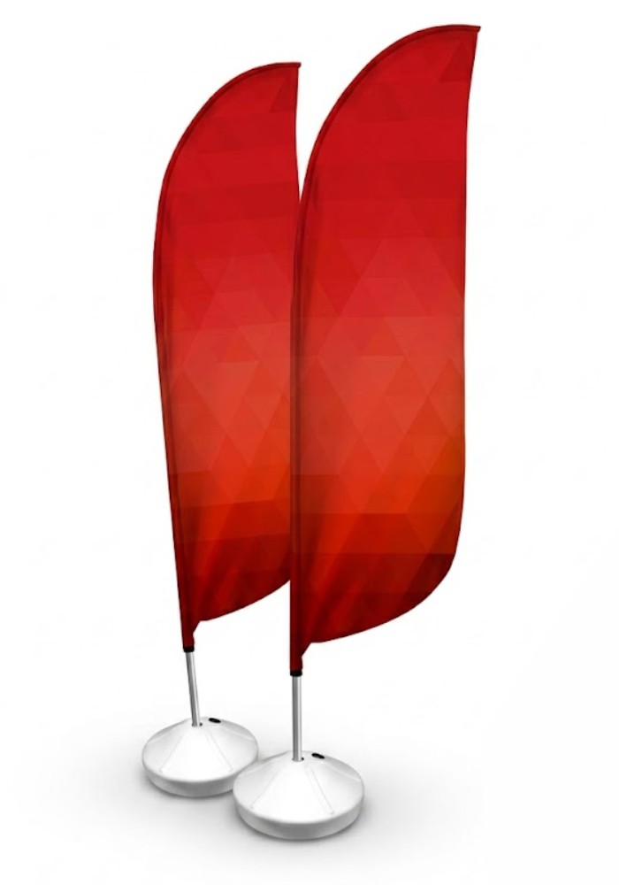 Windbanner Modelo Asa, exibido com base de fixação